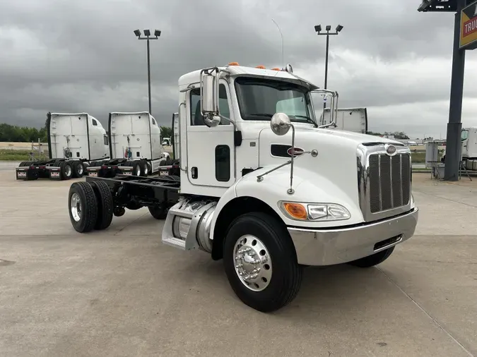 2020 Peterbilt 337