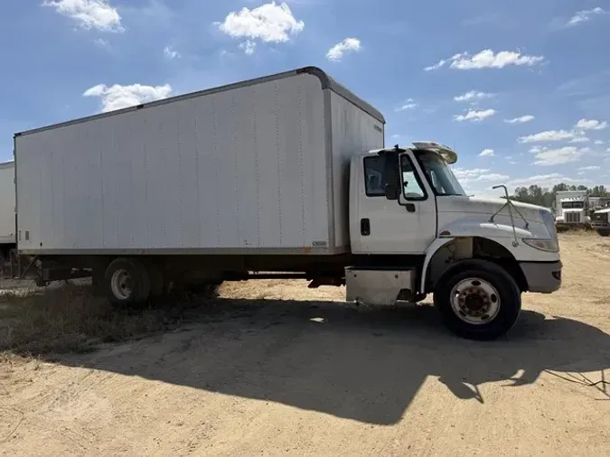 2016 INTERNATIONAL DURASTAR 4300