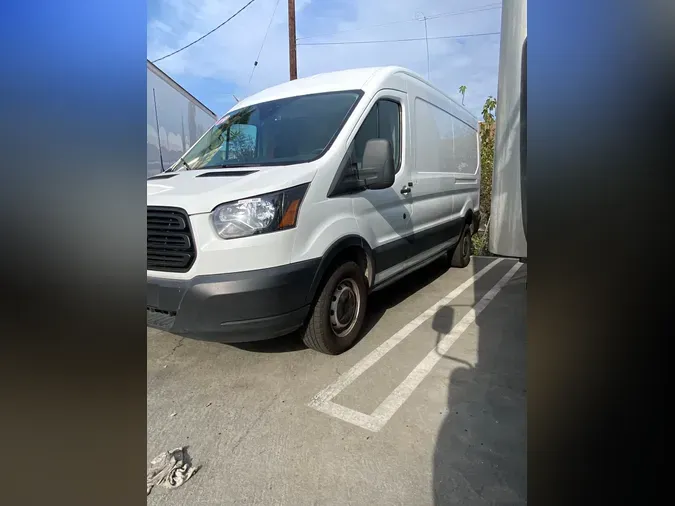 2019 FORD MOTOR COMPANY TRANSIT 250 MED ROOF