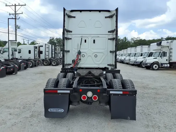 2019 FREIGHTLINER NEW CASCADIA PX12664