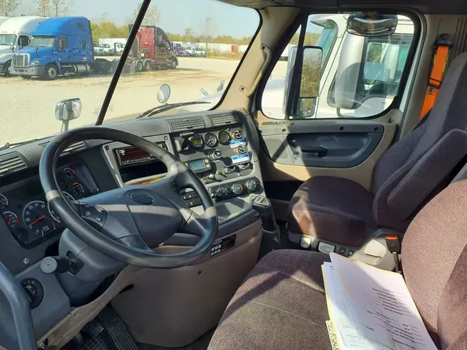 2020 FREIGHTLINER/MERCEDES CASCADIA 125