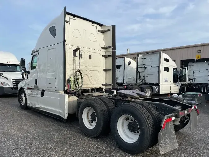 2020 Freightliner T12664ST