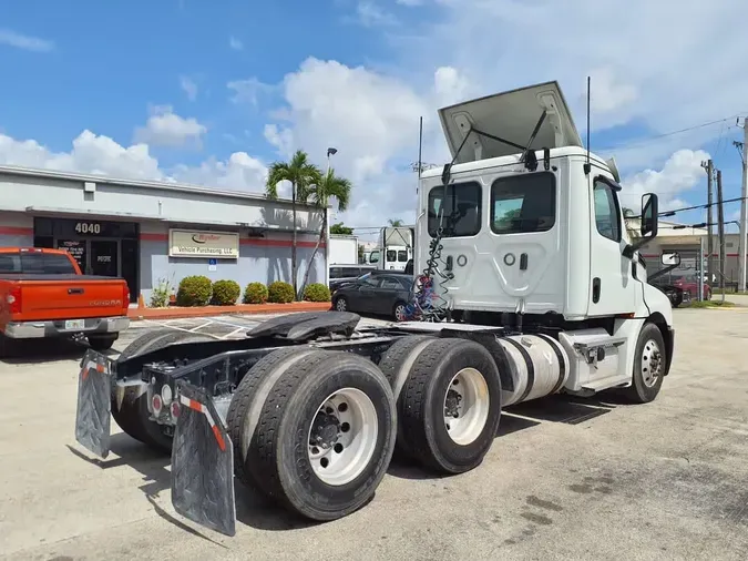 2020 FREIGHTLINER/MERCEDES NEW CASCADIA PX12664302137f811ccbdd25b350326380eba3d