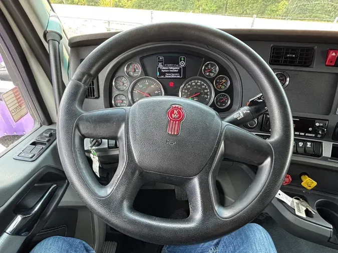 2022 Kenworth T680