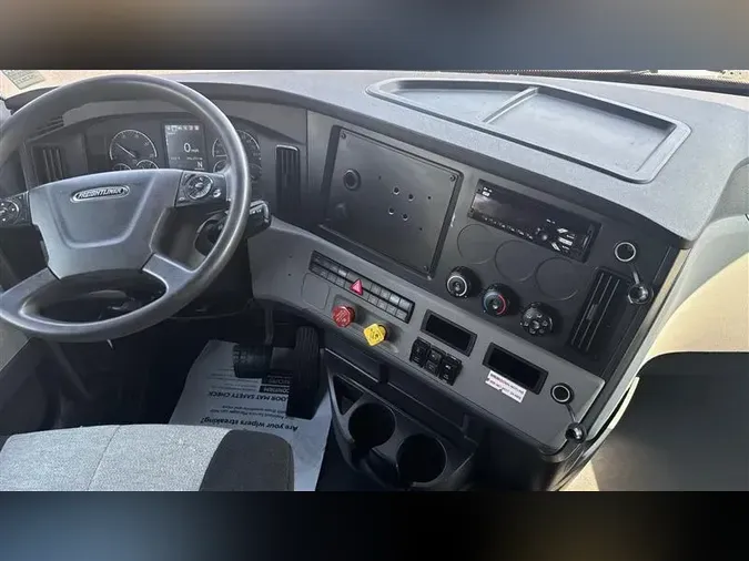 2021 FREIGHTLINER CA126