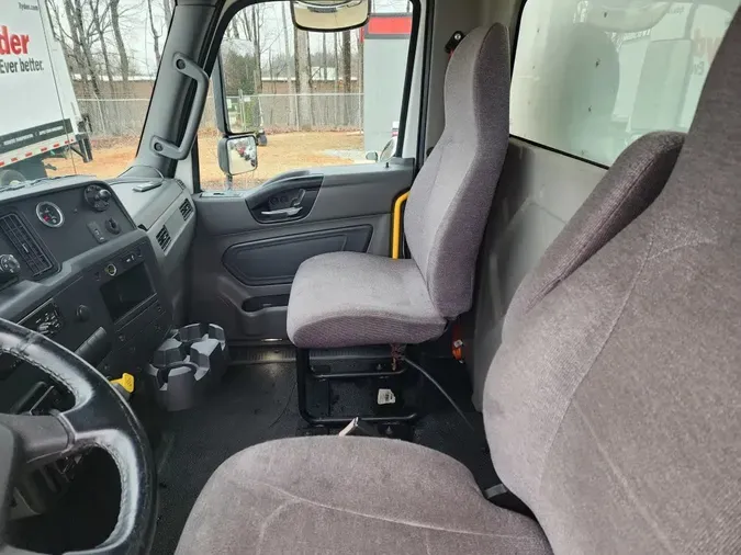 2020 NAVISTAR INTERNATIONAL MV607 (4X2)