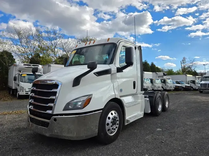 2020 FREIGHTLINER/MERCEDES NEW CASCADIA 1163025e23b7aa14c875f18a11bdbb4f2e9