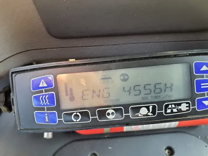 2018 FREIGHTLINER M2 106