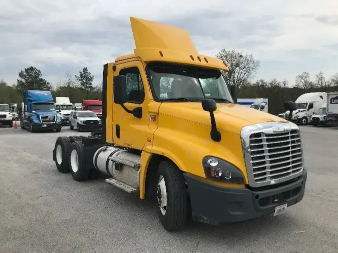 2018 Freightliner X12564ST302a6f81a47dcb6be7756c2c4bf131c3