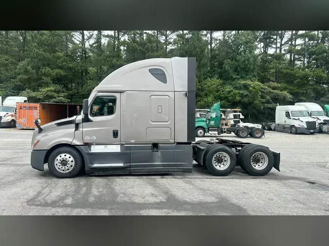 2025 Freightliner Cascadia 126302b993b20133573fb4880f1b49301ed