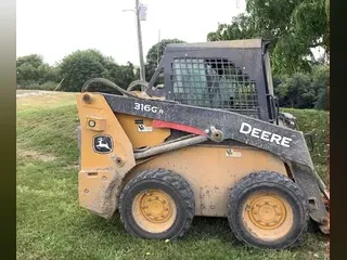 2016 John Deere 316GR