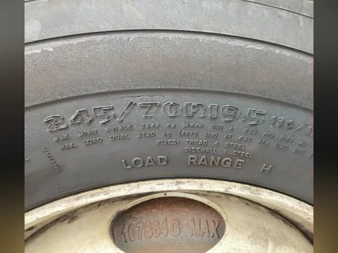 2018 FREIGHTLINER M2 106