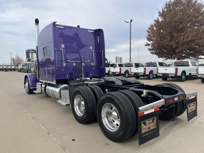 2024 Peterbilt 38930301db77b48d0d5b76add06f4739e55