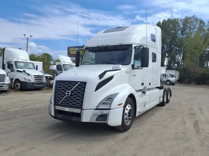 2020 VOLVO VNL64T-76030311b0d2978c501fe24b75a7ef72ffa