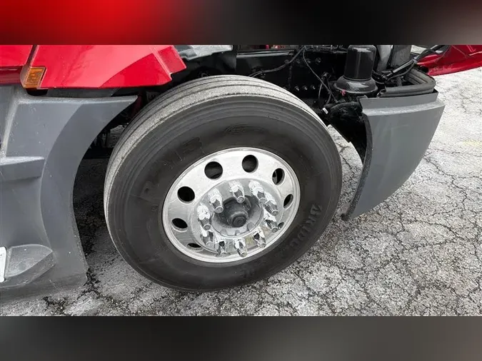 2021 FREIGHTLINER CA126