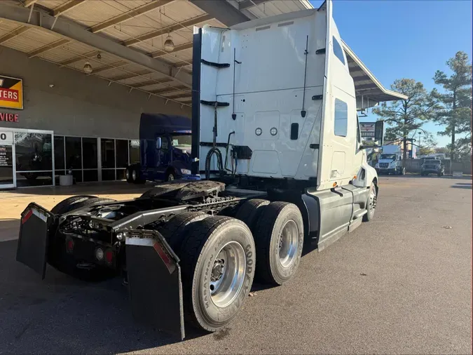 2022 International LT625