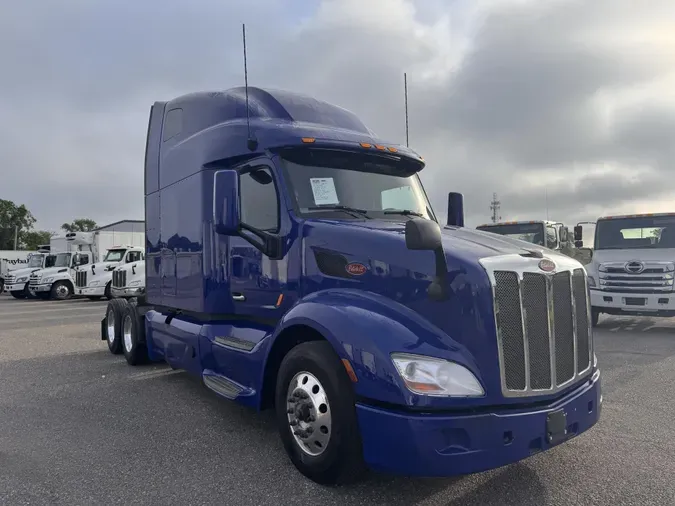 2022 Peterbilt 579