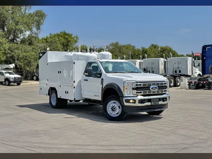 2023 FORD F-600 XL