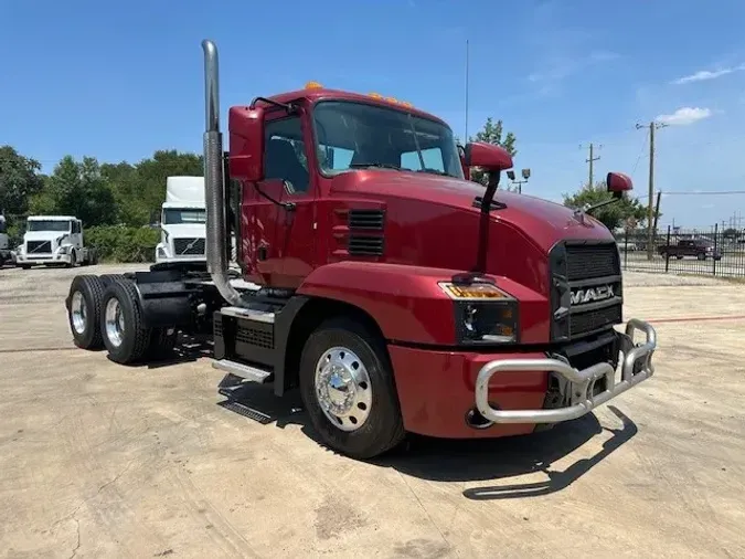 2019 MACK AN64T