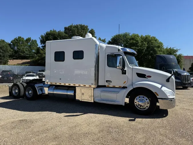 2021 Peterbilt 579