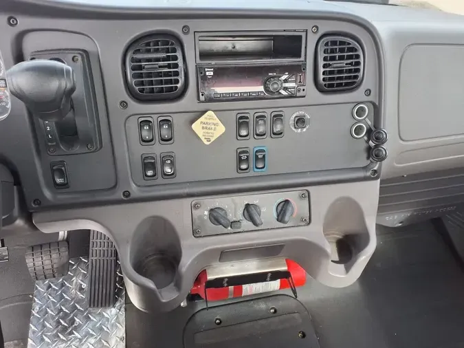 2019 FREIGHTLINER/MERCEDES M2 106304089dc071a10d4891ada873f003123