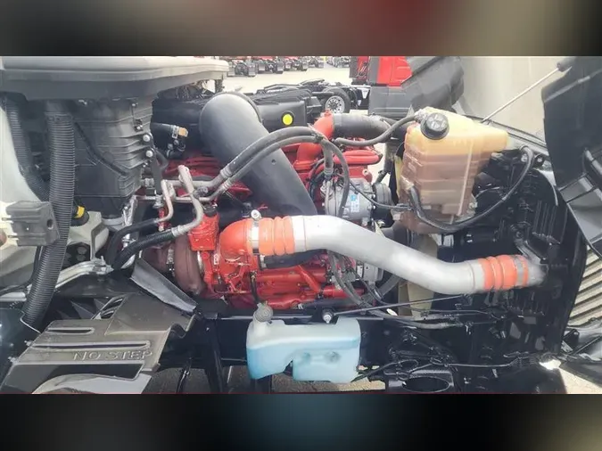 2022 INTERNATIONAL LT