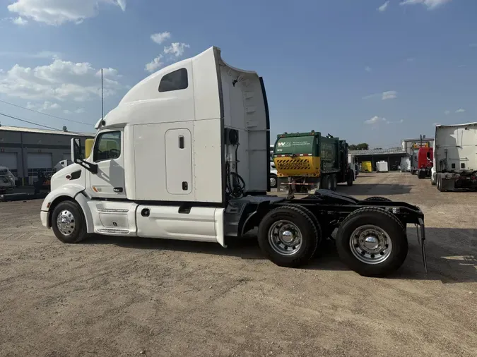 2022 Peterbilt 579