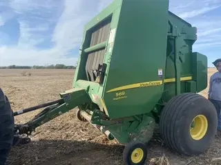 2017 John Deere 569