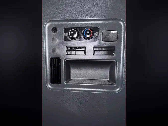 2022 FREIGHTLINER Cascadia 126