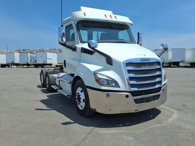 2019 FREIGHTLINER/MERCEDES NEW CASCADIA 11630489db1e3b6b87984e31aa150b6db0a