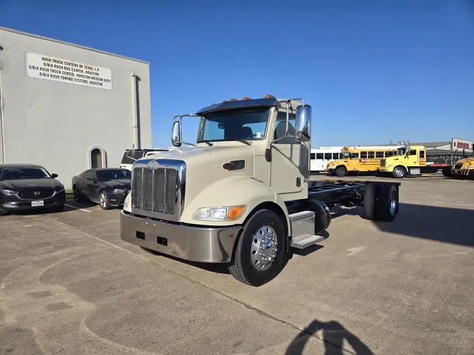 2018 Peterbilt 337