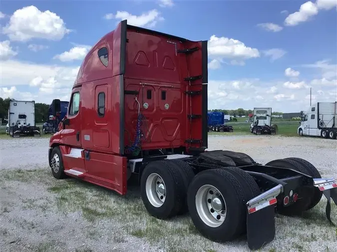 2016 FREIGHTLINER CASCADIA EVOLUTION