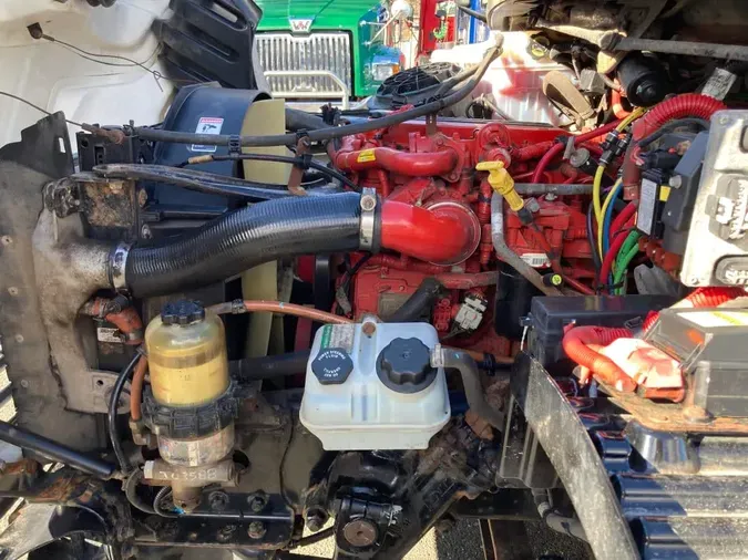 2018 FREIGHTLINER/MERCEDES M2 106304f049218bf5e880e7cec3f51c56a83