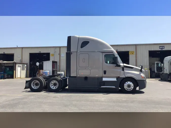 2023 Freightliner Cascadia