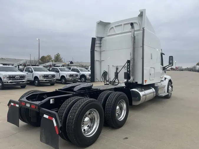 2020 Peterbilt 579