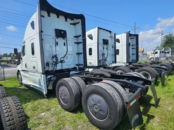 2022 FREIGHTLINER/MERCEDES NEW CASCADIA PX126643057d499c4c3fb5b749ec7a9085c422f