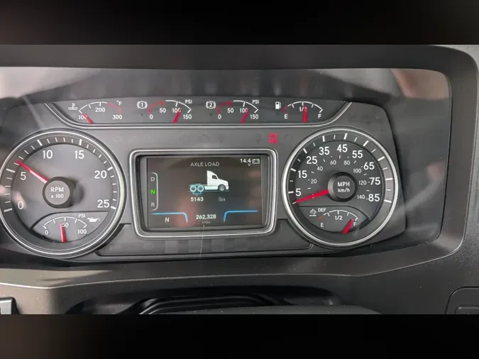 2019 International LT625