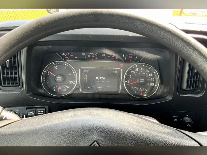 2022 INT LT625 6x4