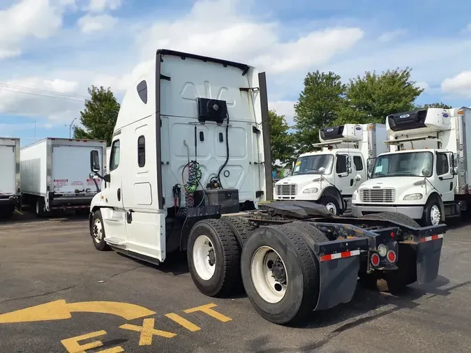 2020 FREIGHTLINER CASCADIA 125