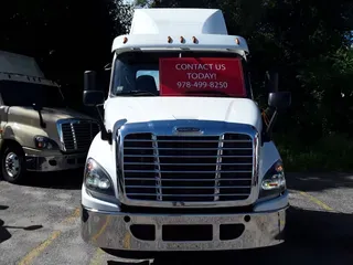 2018 FREIGHTLINER/MERCEDES CASCADIA 113