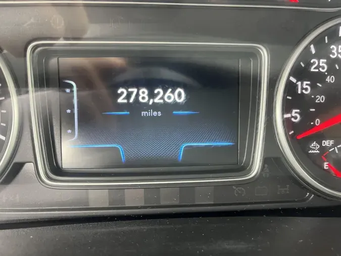 2023 International LT625