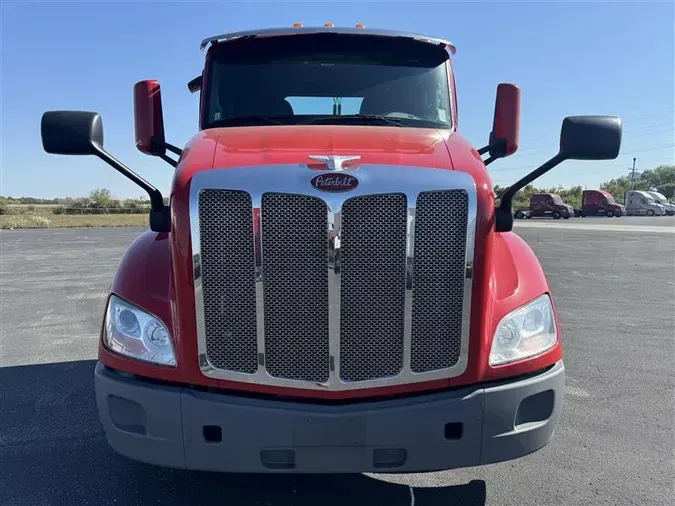 2021 PETERBILT 579