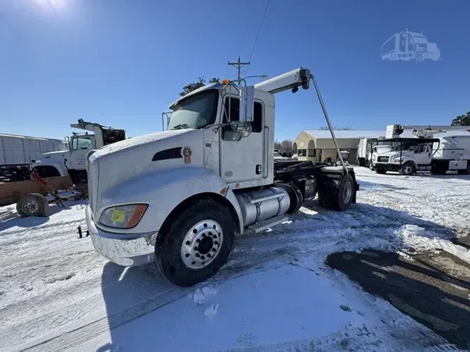 2019 KENWORTH T2703071944d833464fd33f795937aa356ee