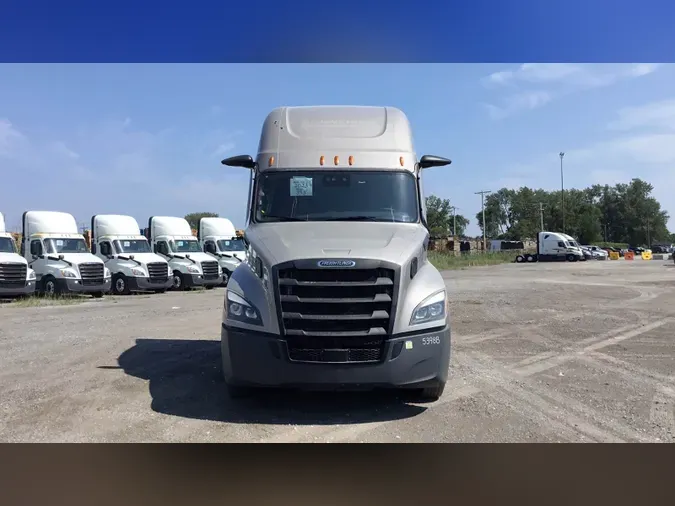 2023 Freightliner Cascadia 1263073b1dcd43094d7dad9780f9f99f81c