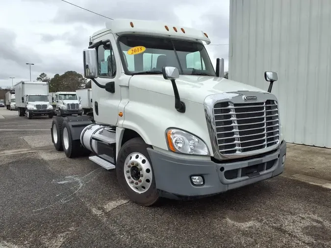 2018 FREIGHTLINER/MERCEDES CASCADIA 125