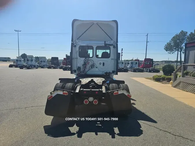 2018 FREIGHTLINER CASCADIA 113