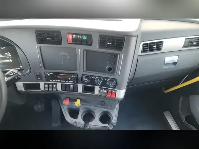 2022 KENWORTH T680