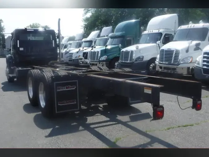 2019 FREIGHTLINER M2 106