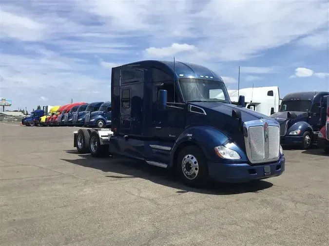 2022 KENWORTH T680