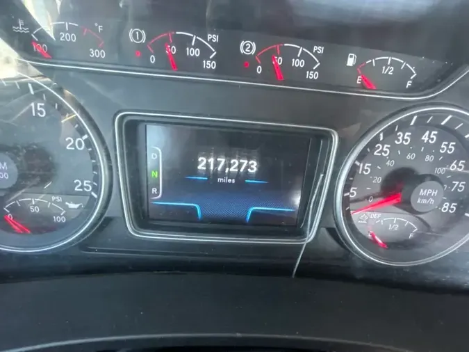 2019 NAVISTAR INTERNATIONAL LT625 DAYCAB T/A